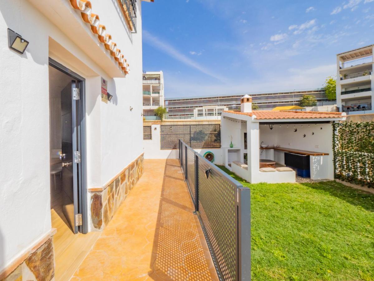 טורה דה בנגאלבון Cubo'S Hostal William'S Sunny 2 With Breakfast מראה חיצוני תמונה